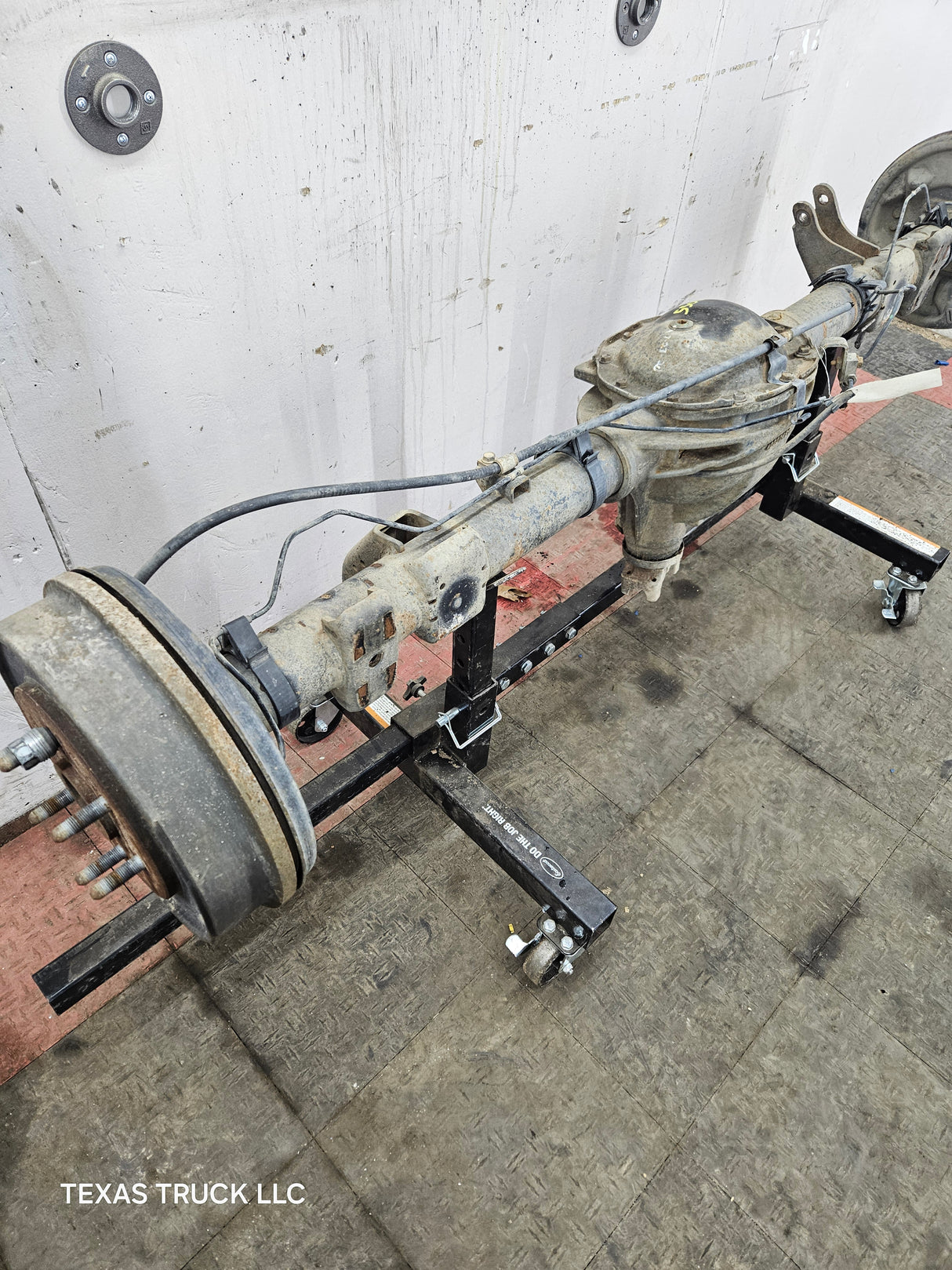 2007-2008 Chevrolet Silverado GMC Sierra 1500 Rear Axle 3.23 Gear Ratio GU5