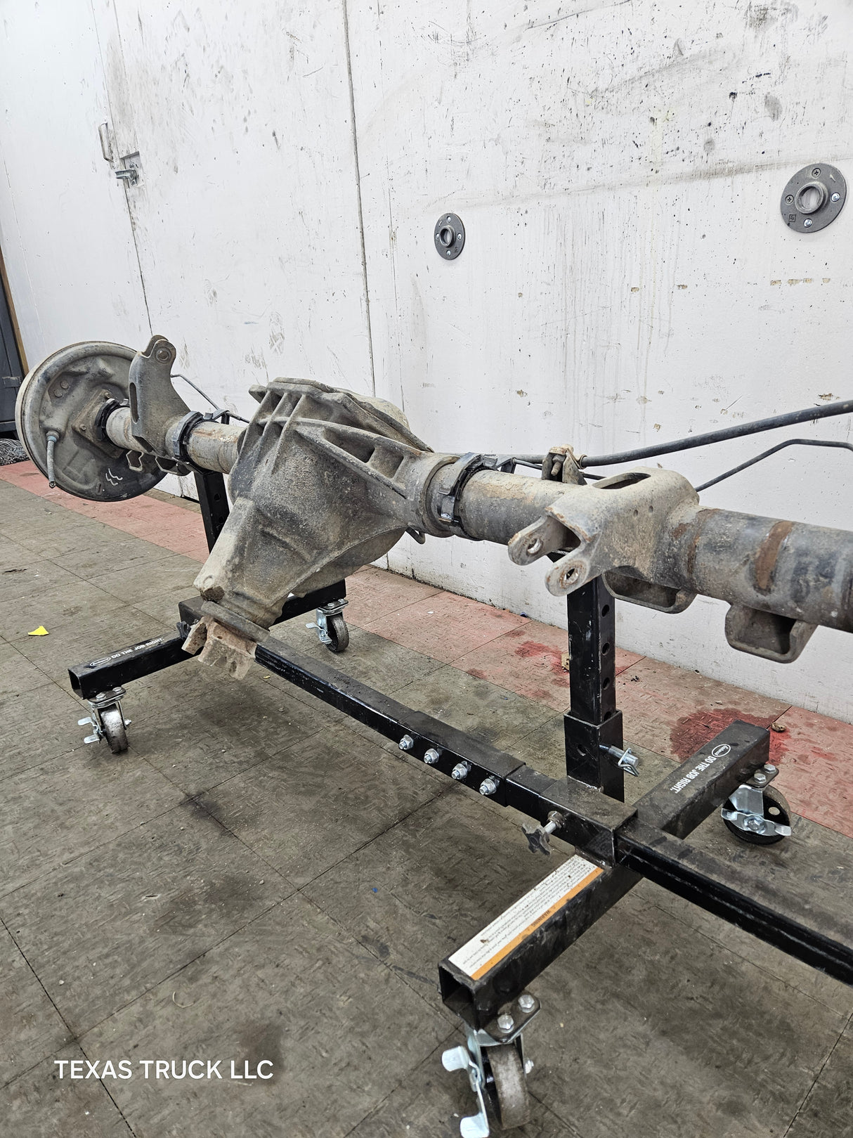 2007-2008 Chevrolet Silverado GMC Sierra 1500 Rear Axle 3.23 Gear Ratio GU5