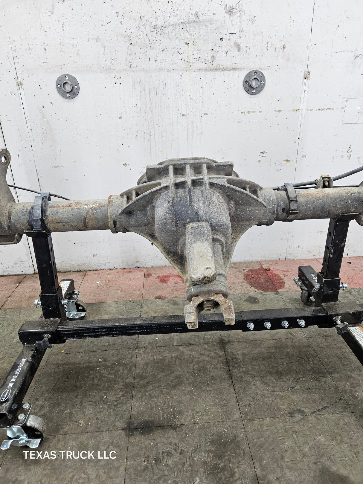 2007-2008 Chevrolet Silverado GMC Sierra 1500 Rear Axle 3.23 Gear Ratio GU5