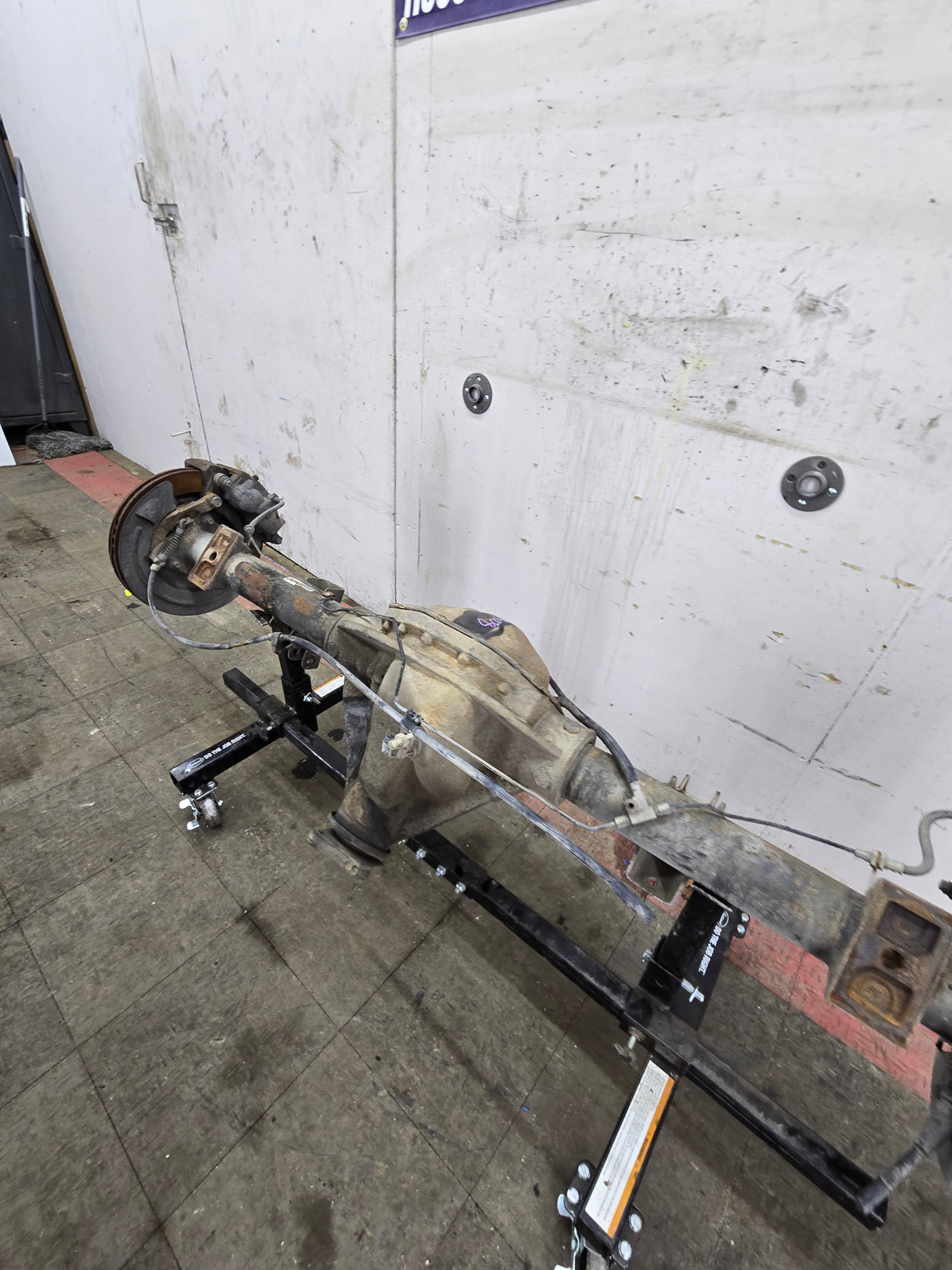 2006-2008 Dodge Ram 1500 2500 8 Lug Rear 10.5" Axle 3.73 Gear Ratio 3rd Gen