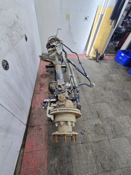 2011-2012 Ford Super Duty F350 Dually Front Axle 4.10 Gear Ratio 8 Lug