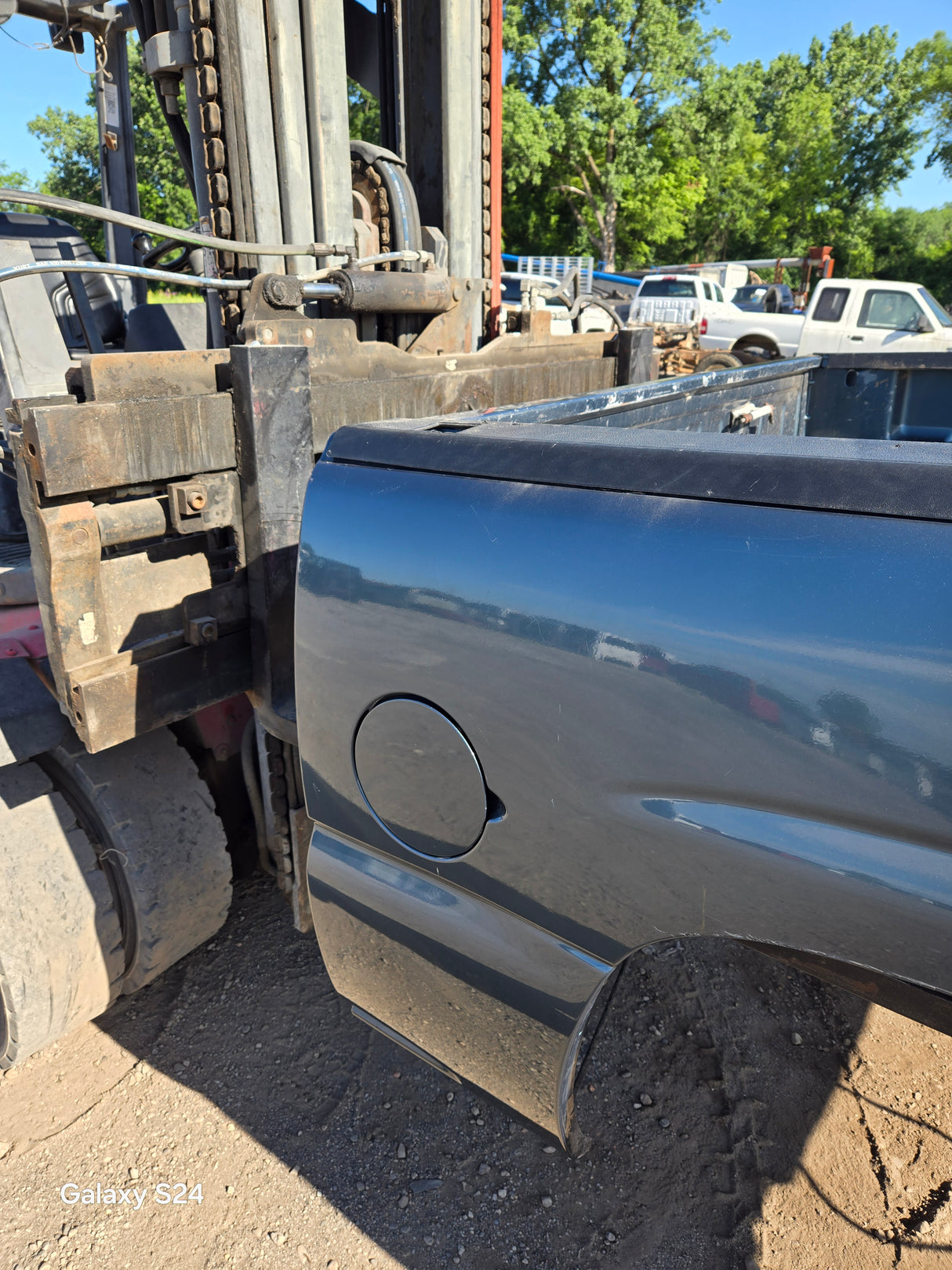 1999-2007 Chevrolet Silverado / GMC Sierra 1500 5' 8" Short Truck Bed