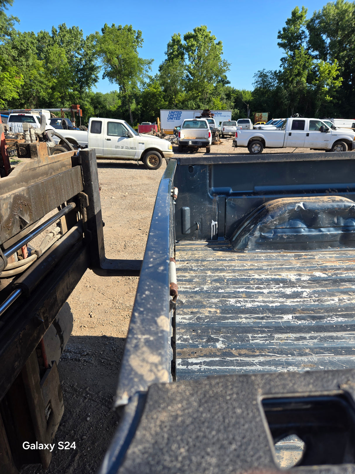 1999-2007 Chevrolet Silverado / GMC Sierra 1500 5' 8" Short Truck Bed