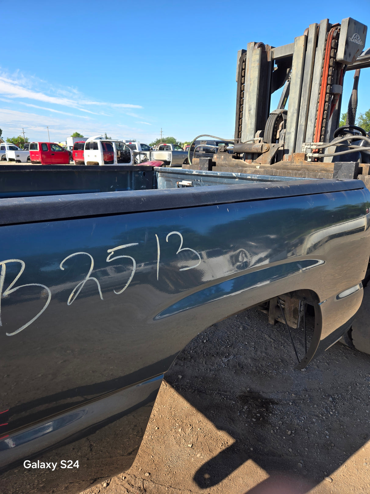 1999-2007 Chevrolet Silverado / GMC Sierra 1500 5' 8" Short Truck Bed