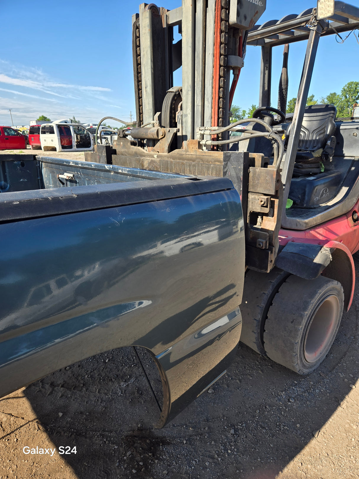 1999-2007 Chevrolet Silverado / GMC Sierra 1500 5' 8" Short Truck Bed
