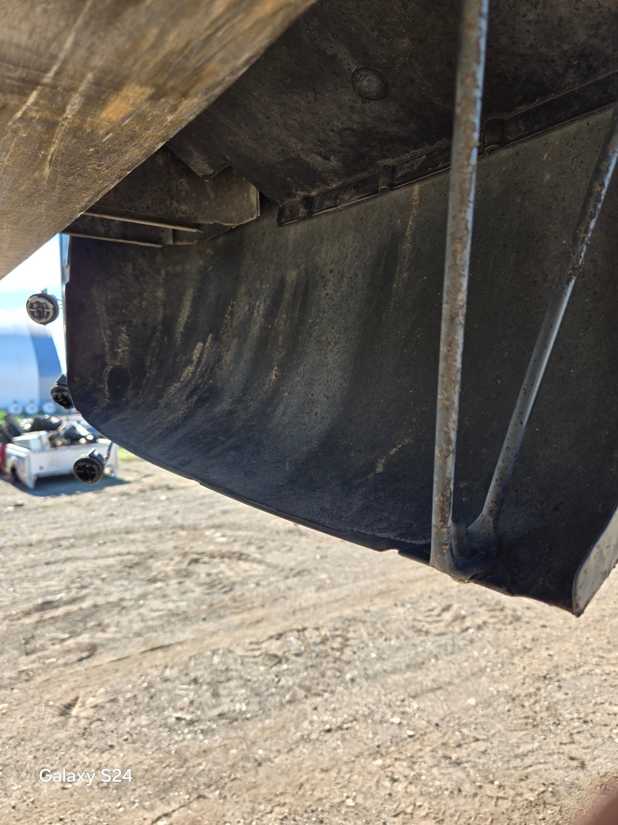 1999-2007 Chevrolet Silverado / GMC Sierra 1500 5' 8" Short Truck Bed