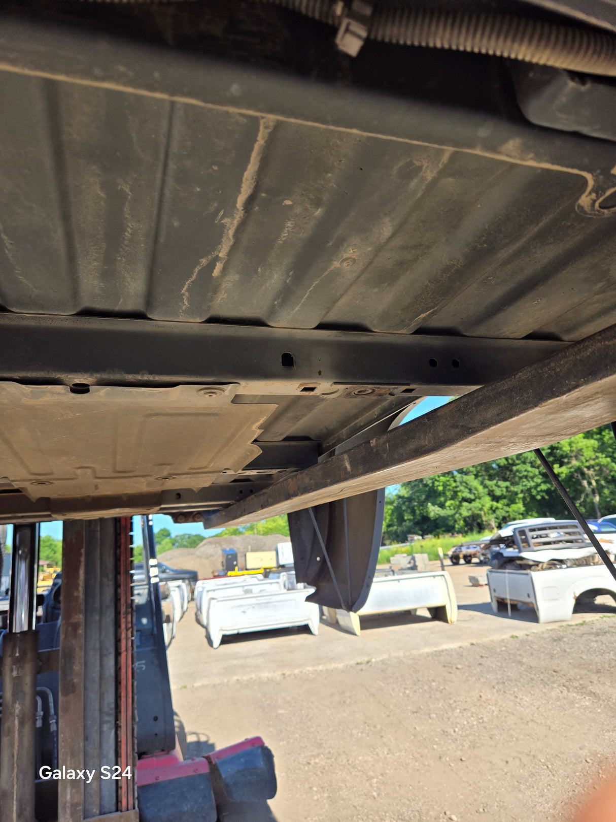 1999-2007 Chevrolet Silverado / GMC Sierra 1500 5' 8" Short Truck Bed