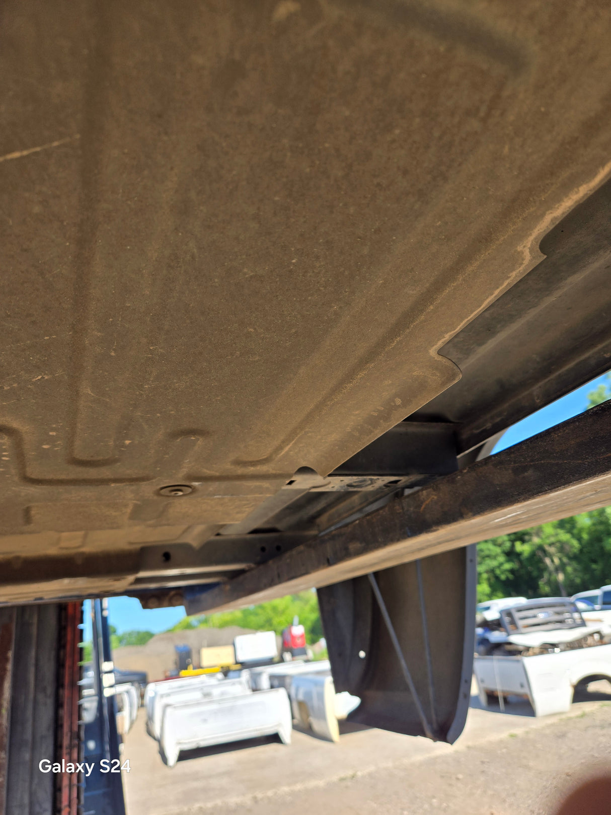 1999-2007 Chevrolet Silverado / GMC Sierra 1500 5' 8" Short Truck Bed