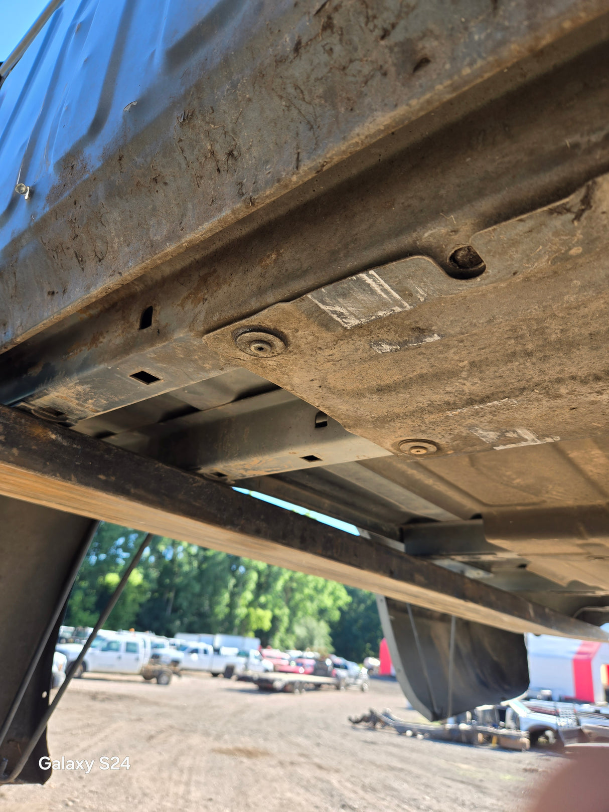 1999-2007 Chevrolet Silverado / GMC Sierra 1500 5' 8" Short Truck Bed