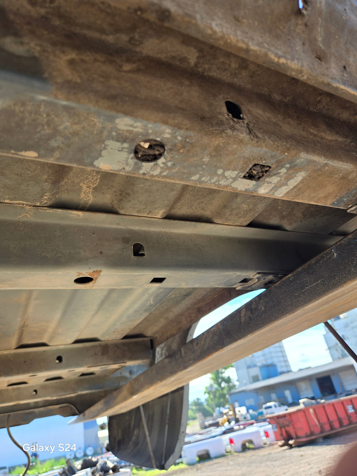 1999-2007 Chevrolet Silverado / GMC Sierra 1500 5' 8" Short Truck Bed