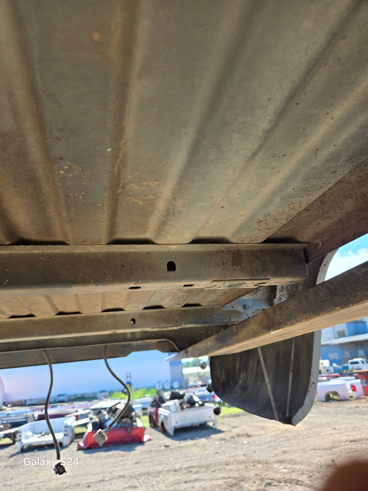 1999-2007 Chevrolet Silverado / GMC Sierra 1500 5' 8" Short Truck Bed