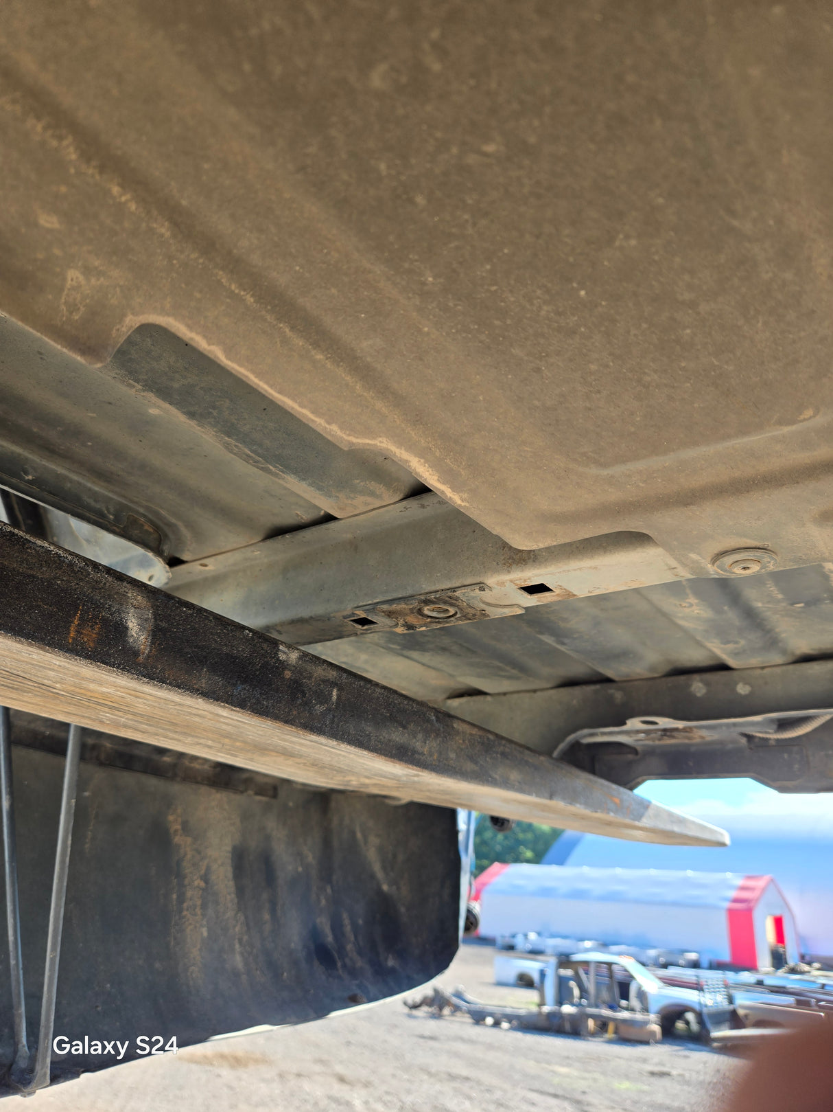 1999-2007 Chevrolet Silverado / GMC Sierra 1500 5' 8" Short Truck Bed