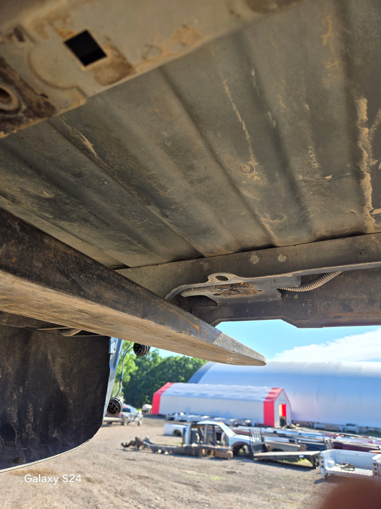 1999-2007 Chevrolet Silverado / GMC Sierra 1500 5' 8" Short Truck Bed