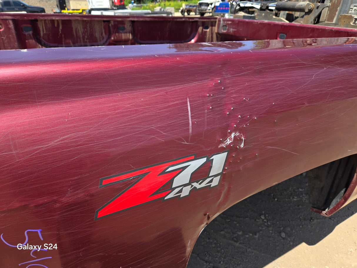 2007-2013 Chevrolet Silverado 1500 2500 3500 HD 6' 6" Short Truck Bed