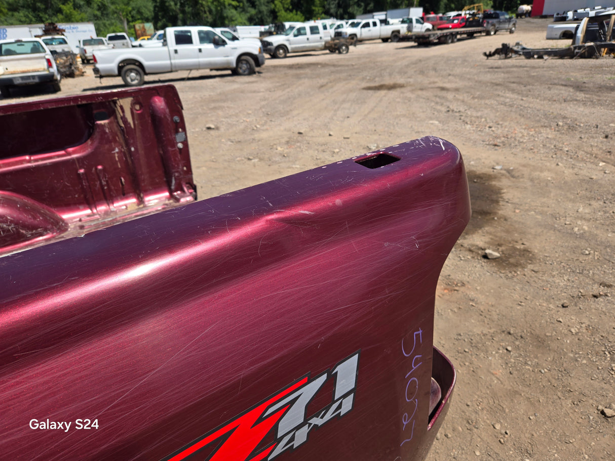 2007-2013 Chevrolet Silverado 1500 2500 3500 HD 6' 6" Short Truck Bed