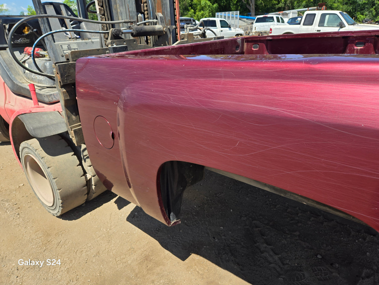 2007-2013 Chevrolet Silverado 1500 2500 3500 HD 6' 6" Short Truck Bed