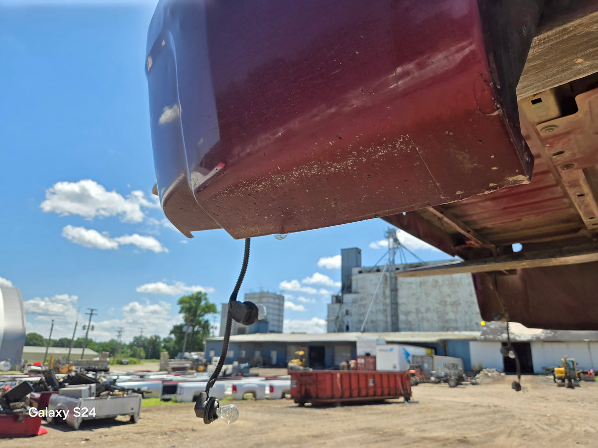 2007-2013 Chevrolet Silverado 1500 2500 3500 HD 6' 6" Short Truck Bed