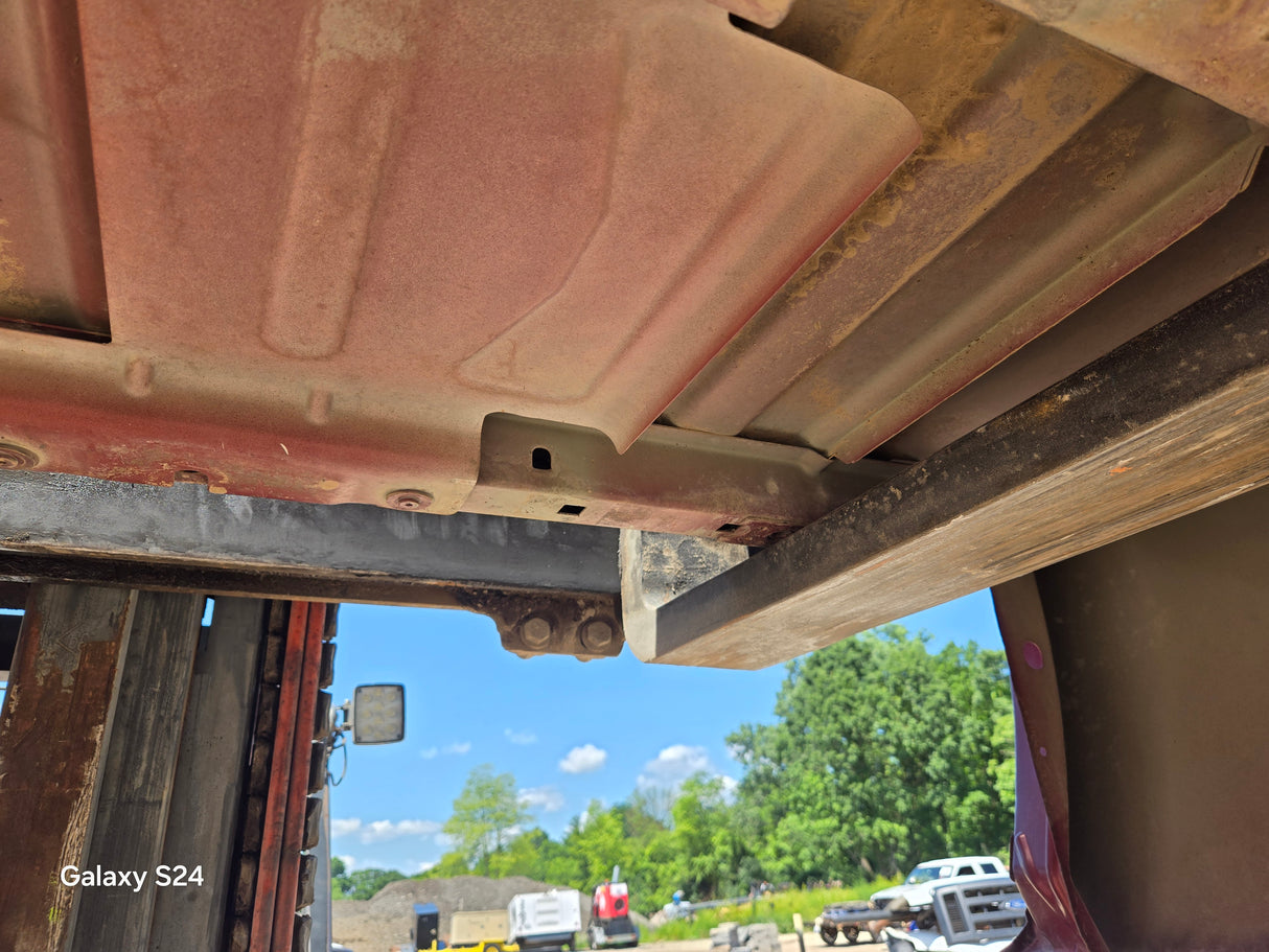 2007-2013 Chevrolet Silverado 1500 2500 3500 HD 6' 6" Short Truck Bed