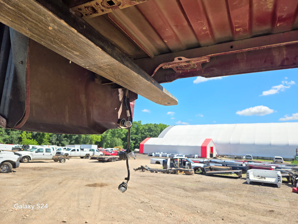 2007-2013 Chevrolet Silverado 1500 2500 3500 HD 6' 6" Short Truck Bed