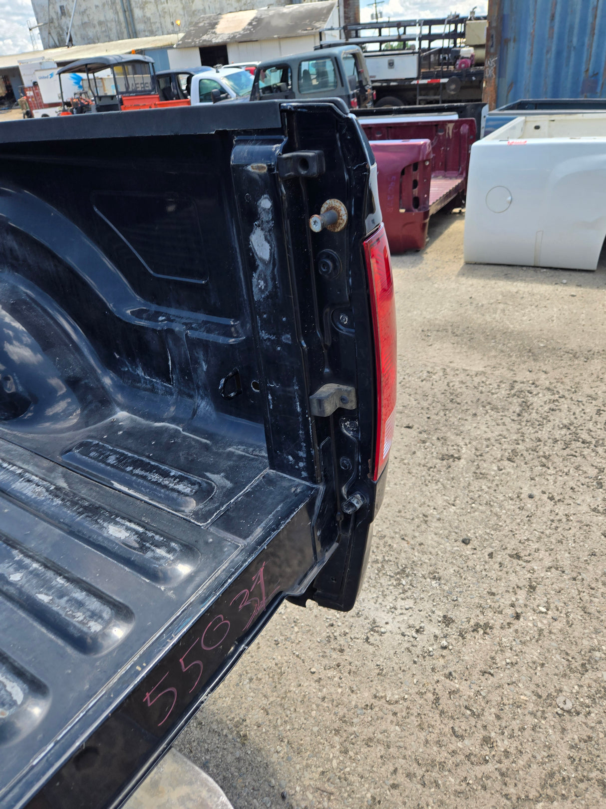 2009-2018 Dodge Ram 4th Gen 1500 2500 3500 6' 4" Short Truck Bed