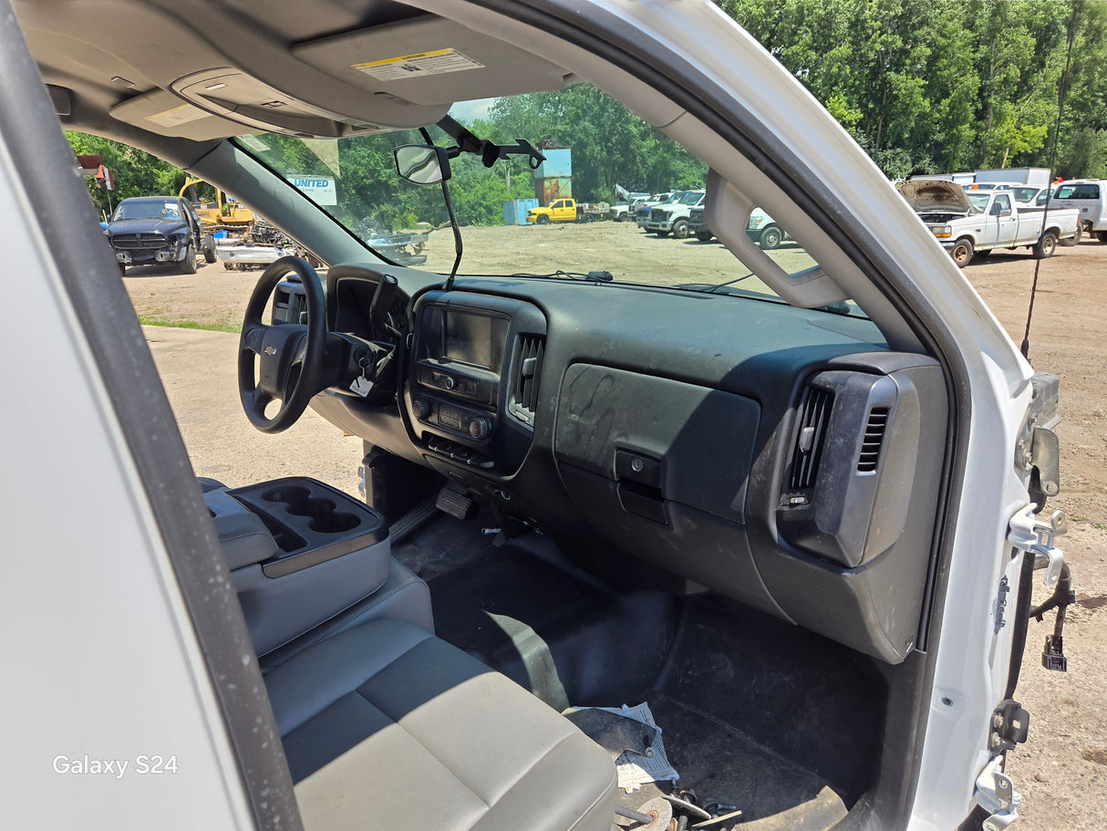 2014-2019 Chevrolet Silverado GMC Sierra 1500 2500 3500 HD Double Cab / Extended Cab 4 door Truck Cab