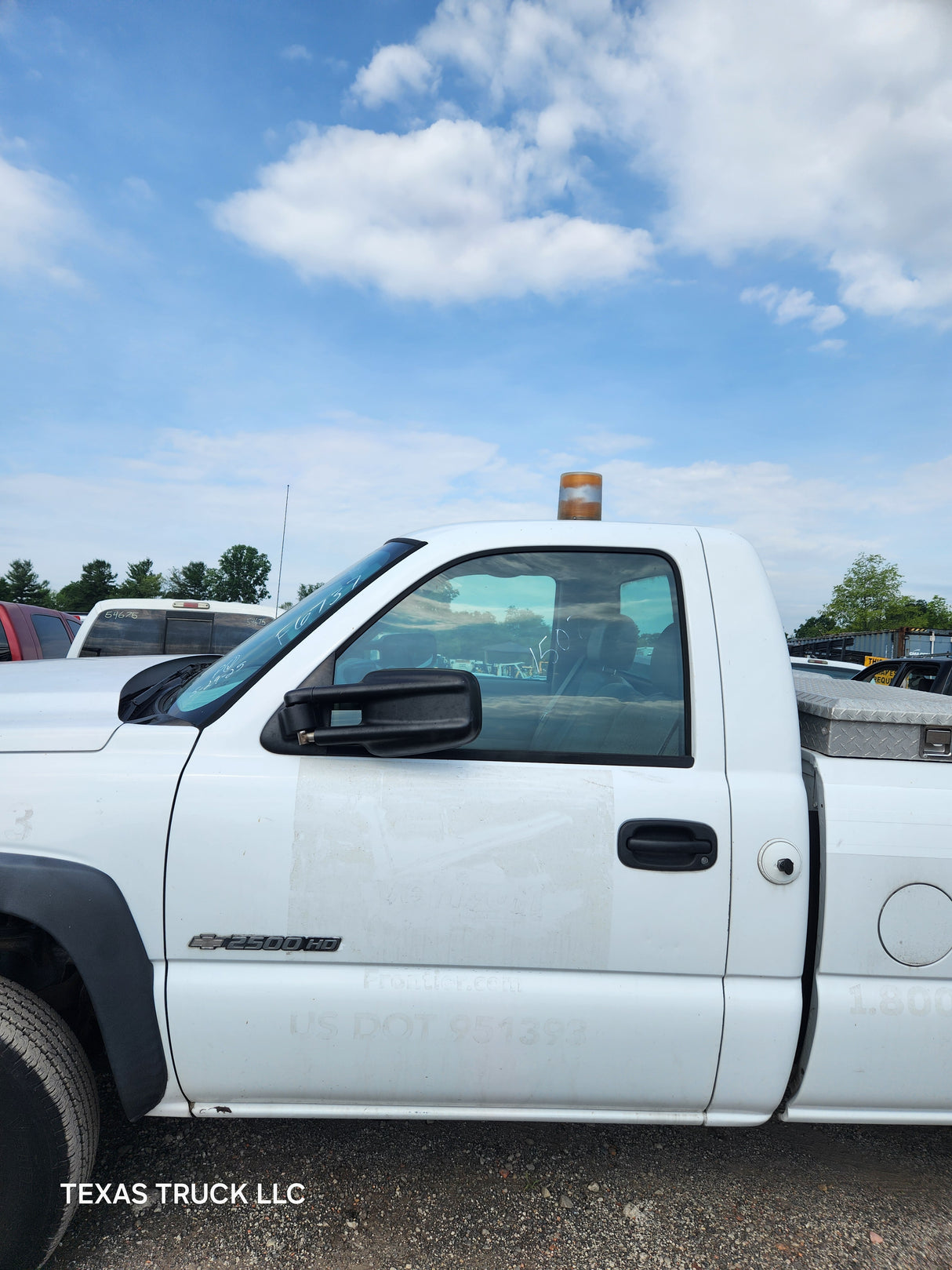 2006 Chevrolet Silverado 2500HD Regular Cab 8' Long Bed - FULL PART OUT Rust Free