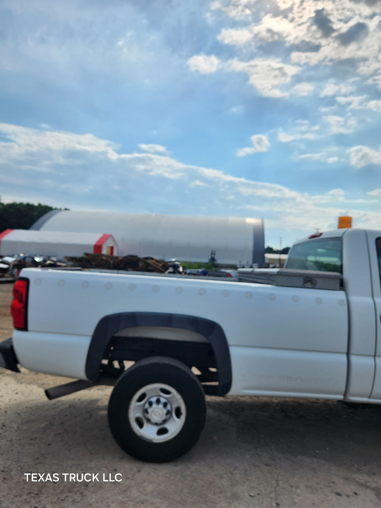 2006 Chevrolet Silverado 2500HD Regular Cab 8' Long Bed - FULL PART OUT Rust Free