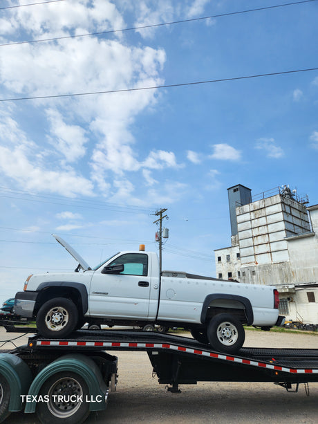 2004 Chevrolet Silverado 2500HD Regular Cab 8' Long Bed - FULL PART OUT Rust Free