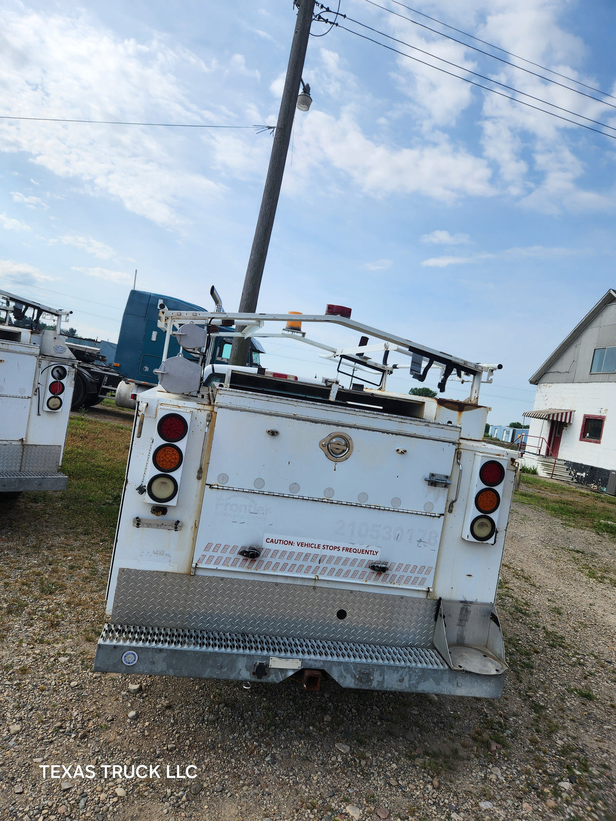 2005 Chevrolet Silverado 2500 HD Regular Cab 8' Long Bed Service Truck - FULL PART OUT Rust Free