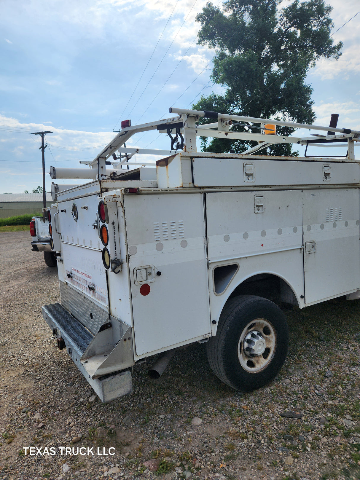 2005 Chevrolet Silverado 2500 HD Regular Cab 8' Long Bed Service Truck - FULL PART OUT Rust Free