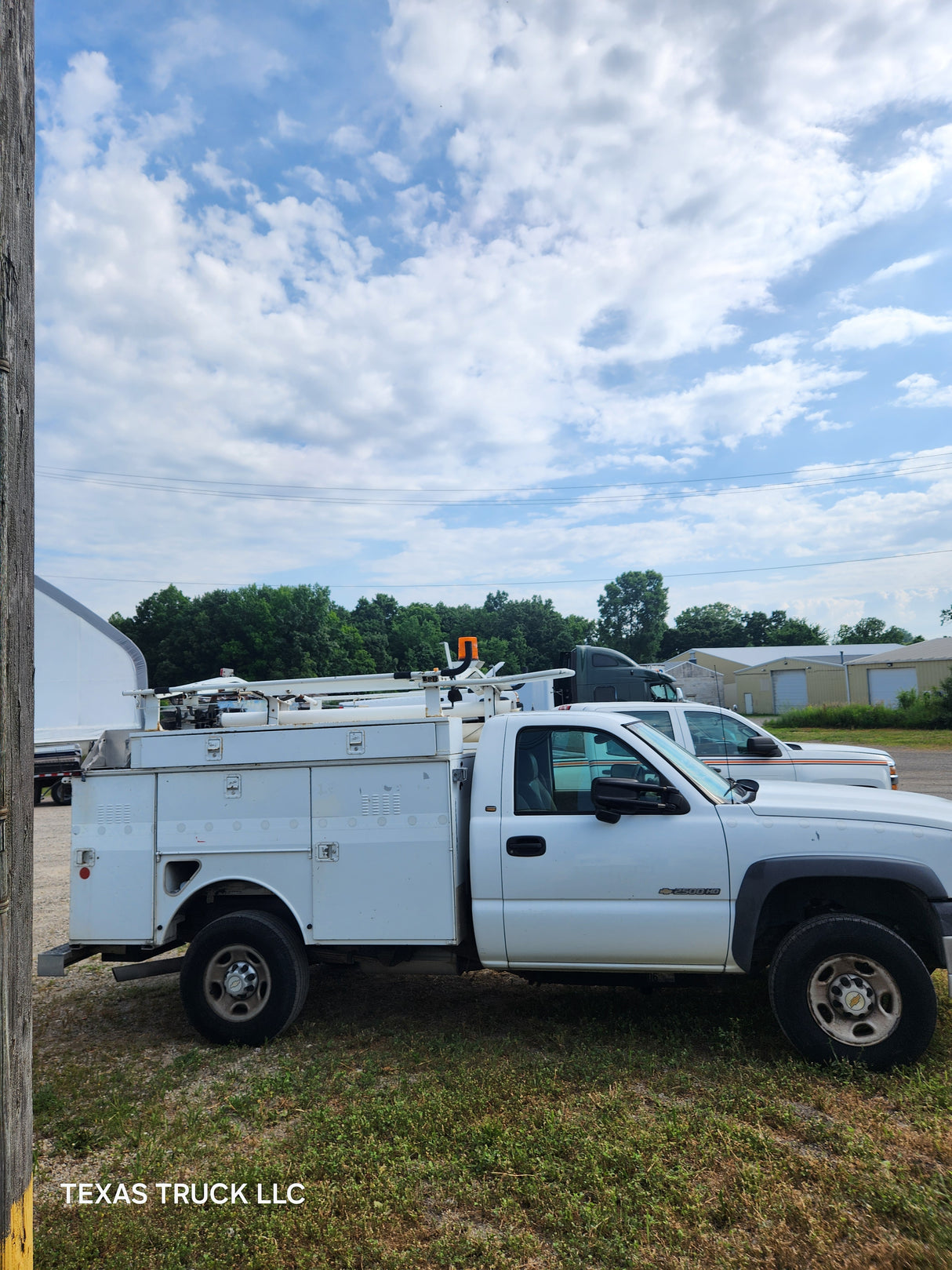 2005 Chevrolet Silverado 2500HD Regular Cab 8' Long Bed Service Truck - FULL PART OUT Rust Free
