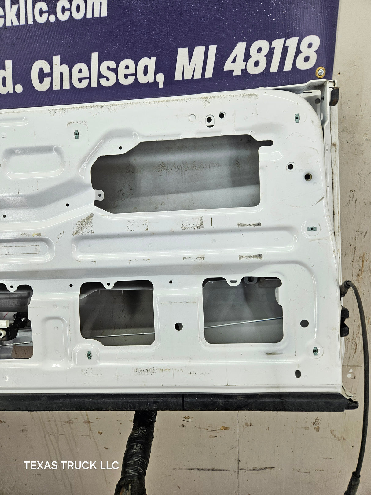 2019-2025 Chevrolet Silverado 1500 Tailgate Power up/down 2020 2021 2022 2023 2024