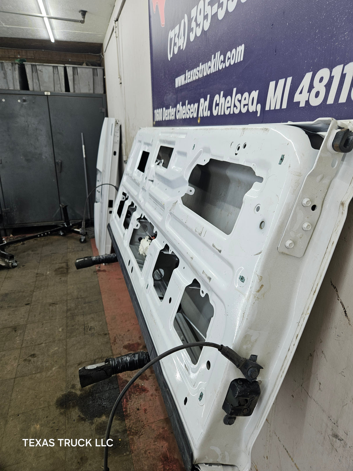 2019-2025 Chevrolet Silverado 1500 Tailgate Power up/down 2020 2021 2022 2023 2024