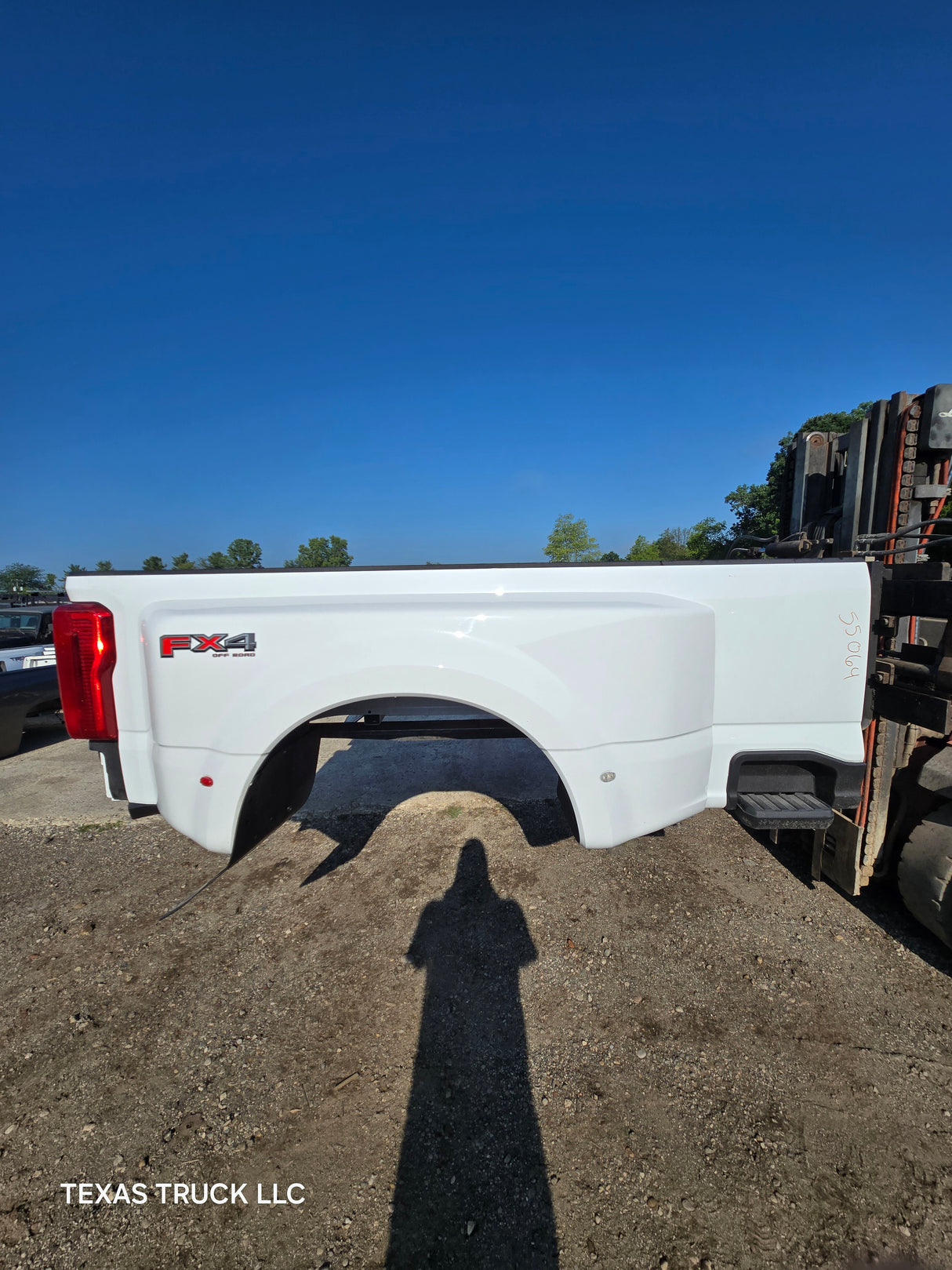 2023-2025 Ford Super Duty F350 F450 F550 8' Dually Truck Bed - Oxford White