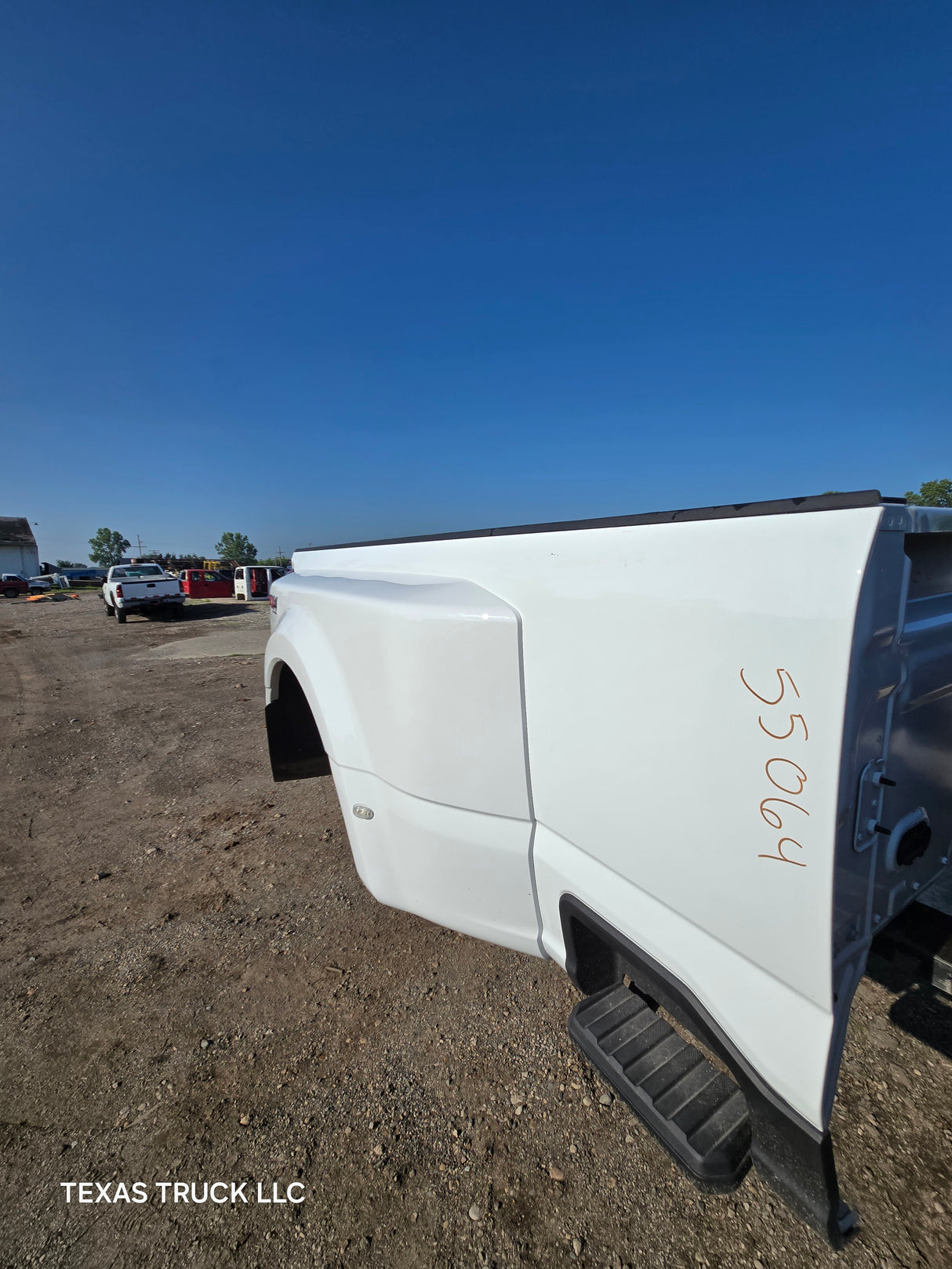 2023-2025 Ford Super Duty F350 F450 F550 8' Dually Truck Bed - Oxford White