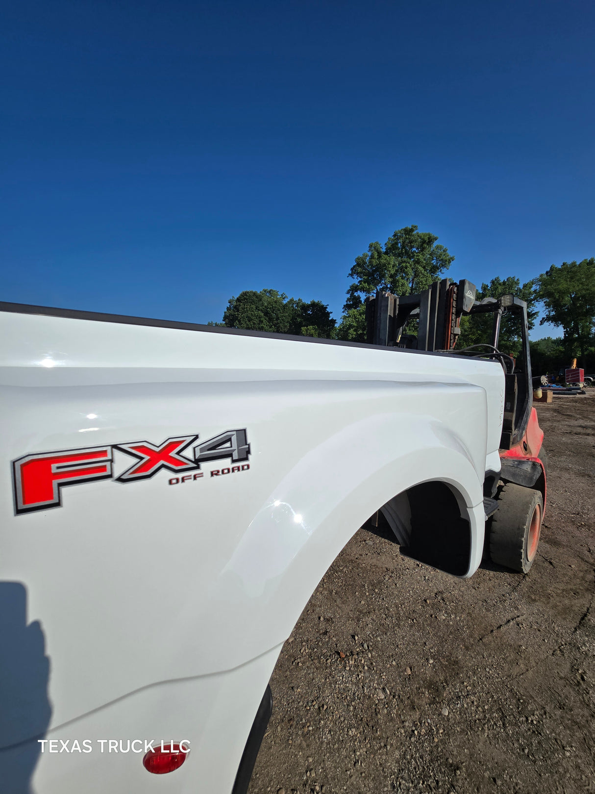 2023-2025 Ford Super Duty F350 F450 F550 8' Dually Truck Bed - Oxford White