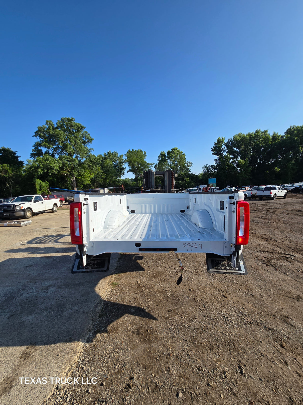 2023-2025 Ford Super Duty F350 F450 F550 8' Dually Truck Bed - Oxford White
