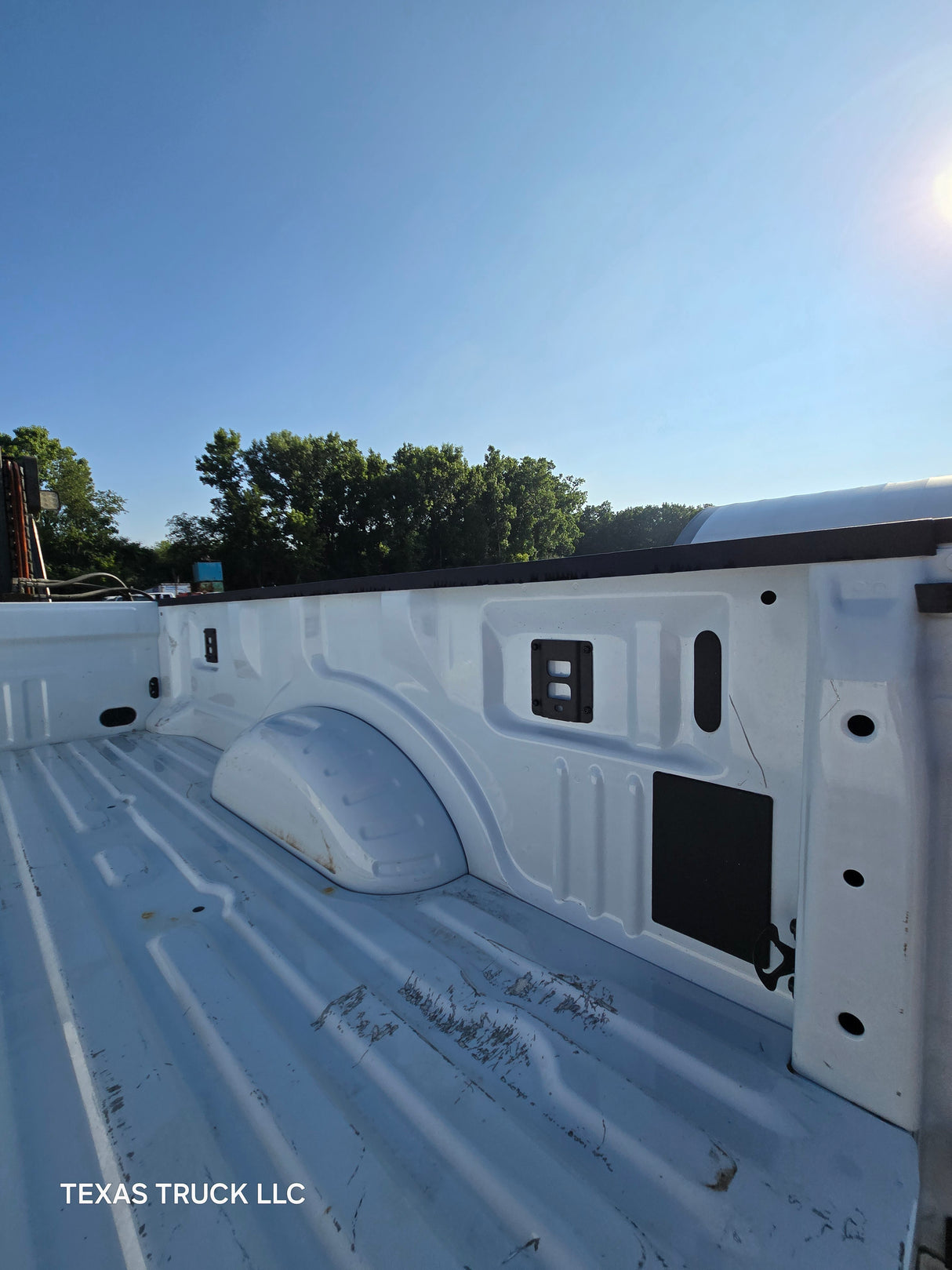 2023-2025 Ford Super Duty F350 F450 F550 8' Dually Truck Bed - Oxford White