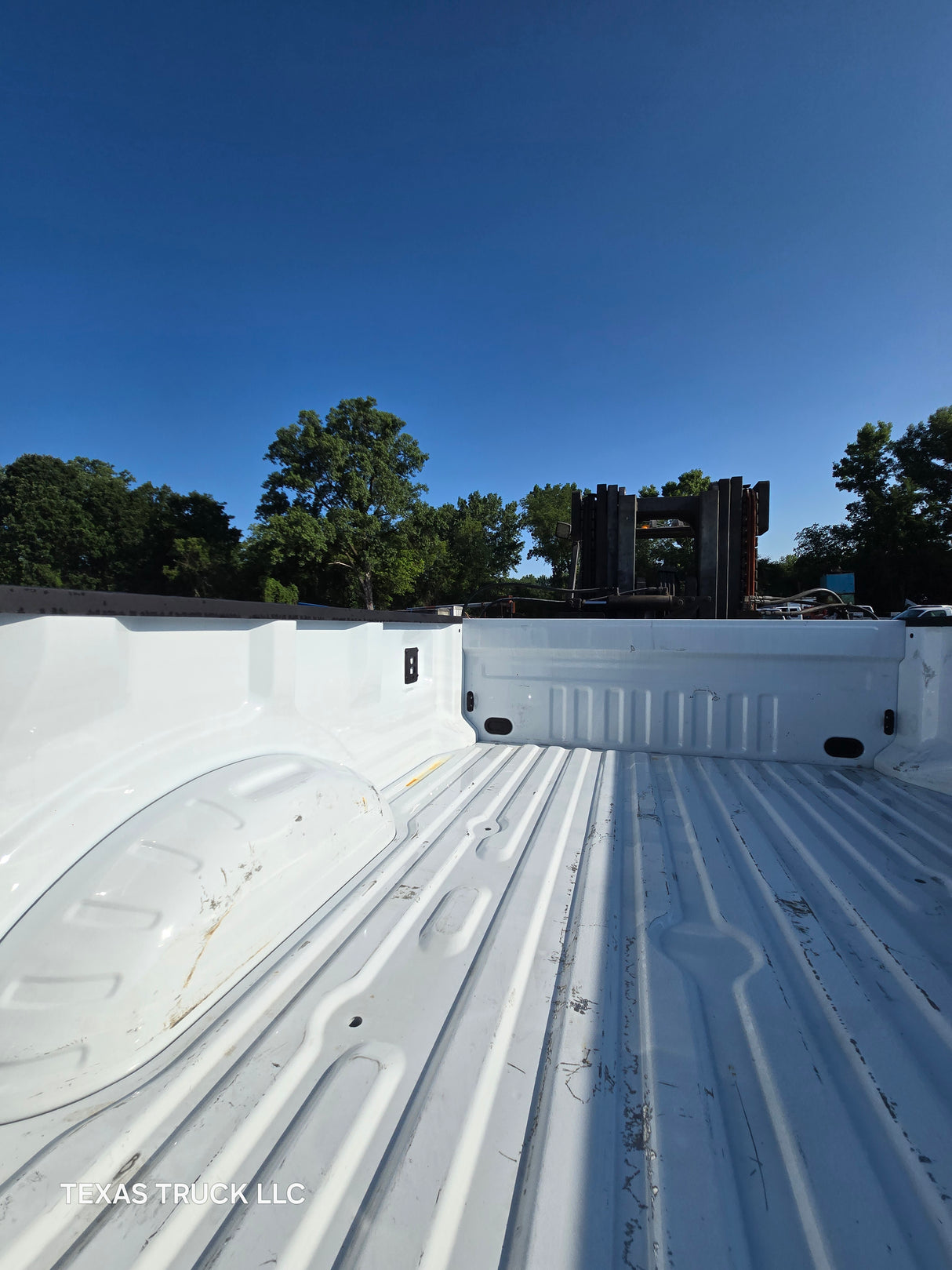 2023-2025 Ford Super Duty F350 F450 F550 8' Dually Truck Bed - Oxford White