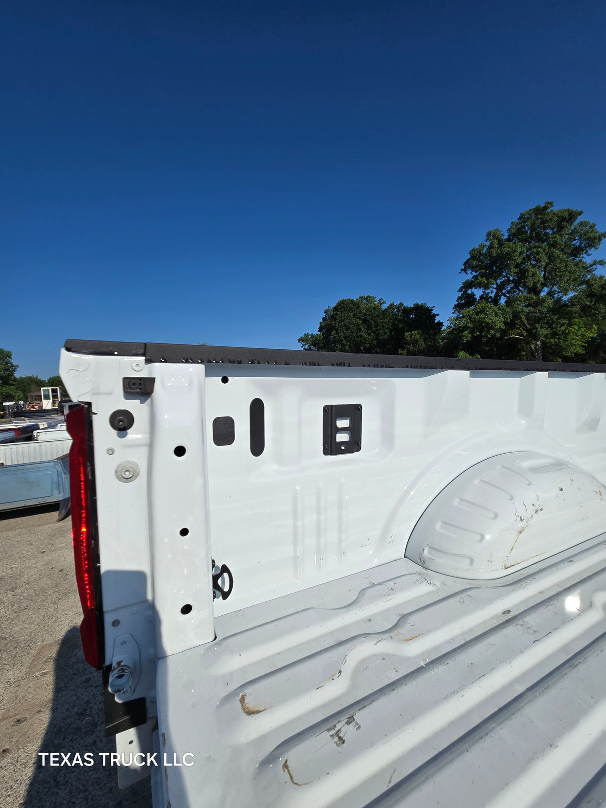 2023-2025 Ford Super Duty F350 F450 F550 8' Dually Truck Bed - Oxford White