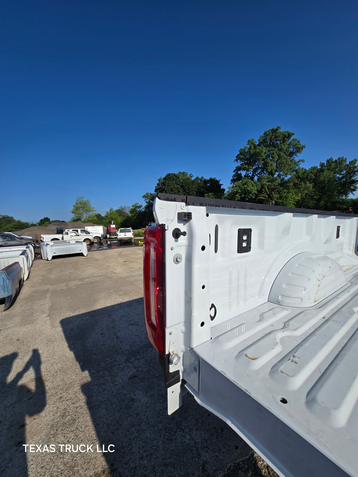 2023-2025 Ford Super Duty F350 F450 F550 8' Dually Truck Bed - Oxford White