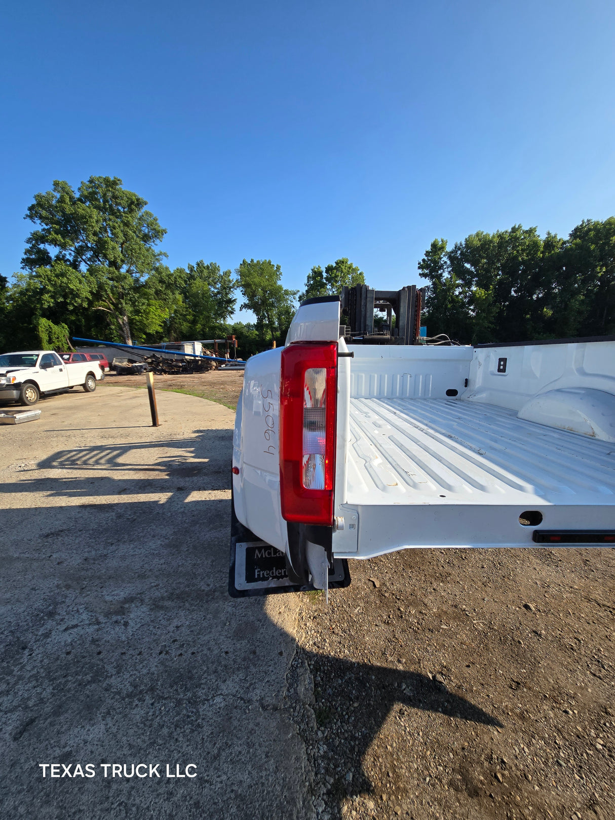 2023-2025 Ford Super Duty F350 F450 F550 8' Dually Truck Bed - Oxford White
