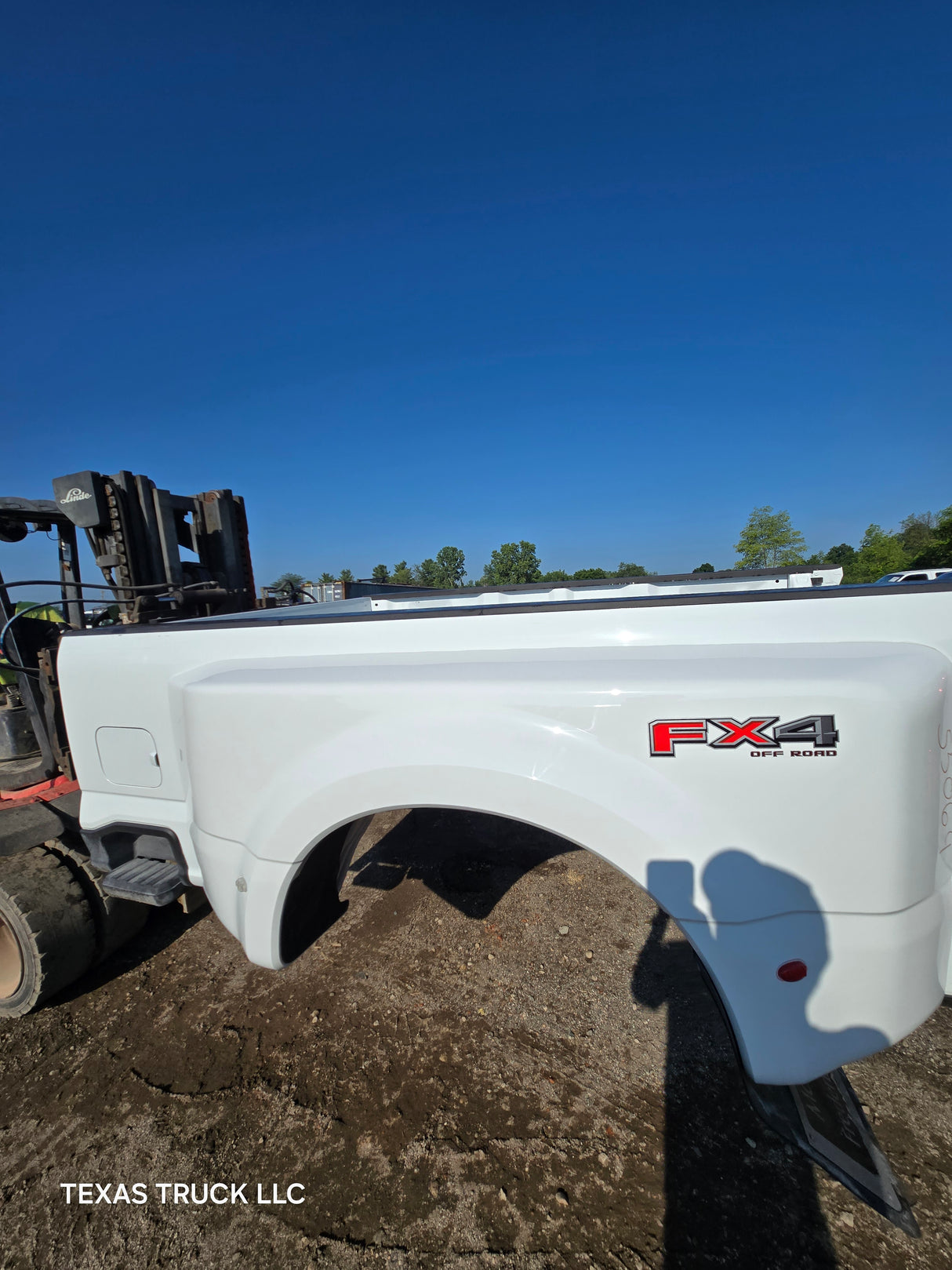 2023-2025 Ford Super Duty F350 F450 F550 8' Dually Truck Bed - Oxford White