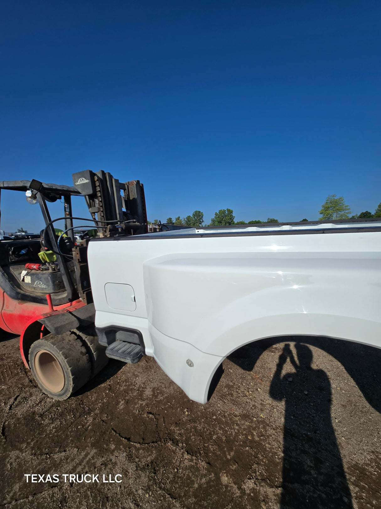 2023-2025 Ford Super Duty F350 F450 F550 8' Dually Truck Bed - Oxford White