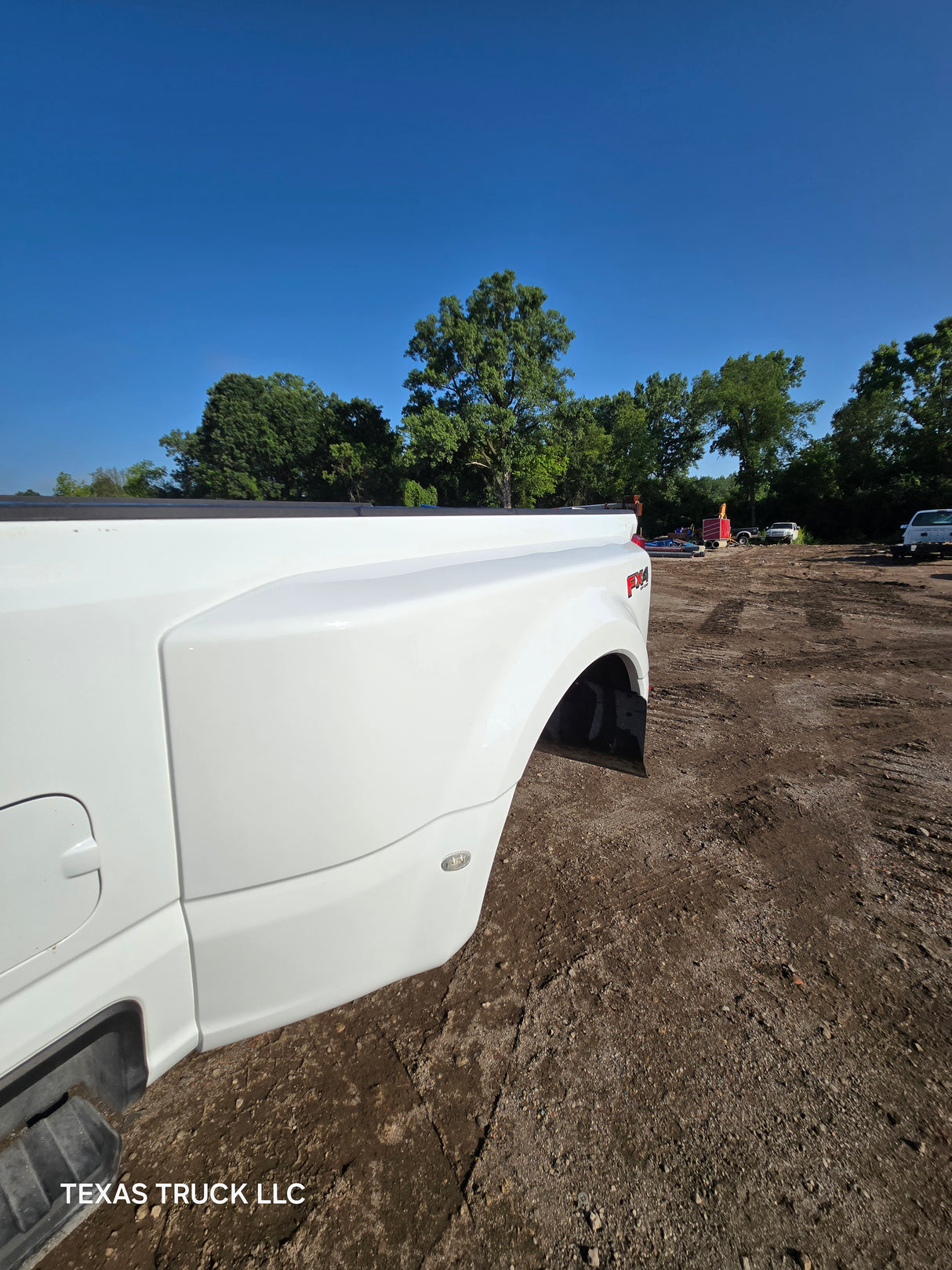 2023-2025 Ford Super Duty F350 F450 F550 8' Dually Truck Bed - Oxford White
