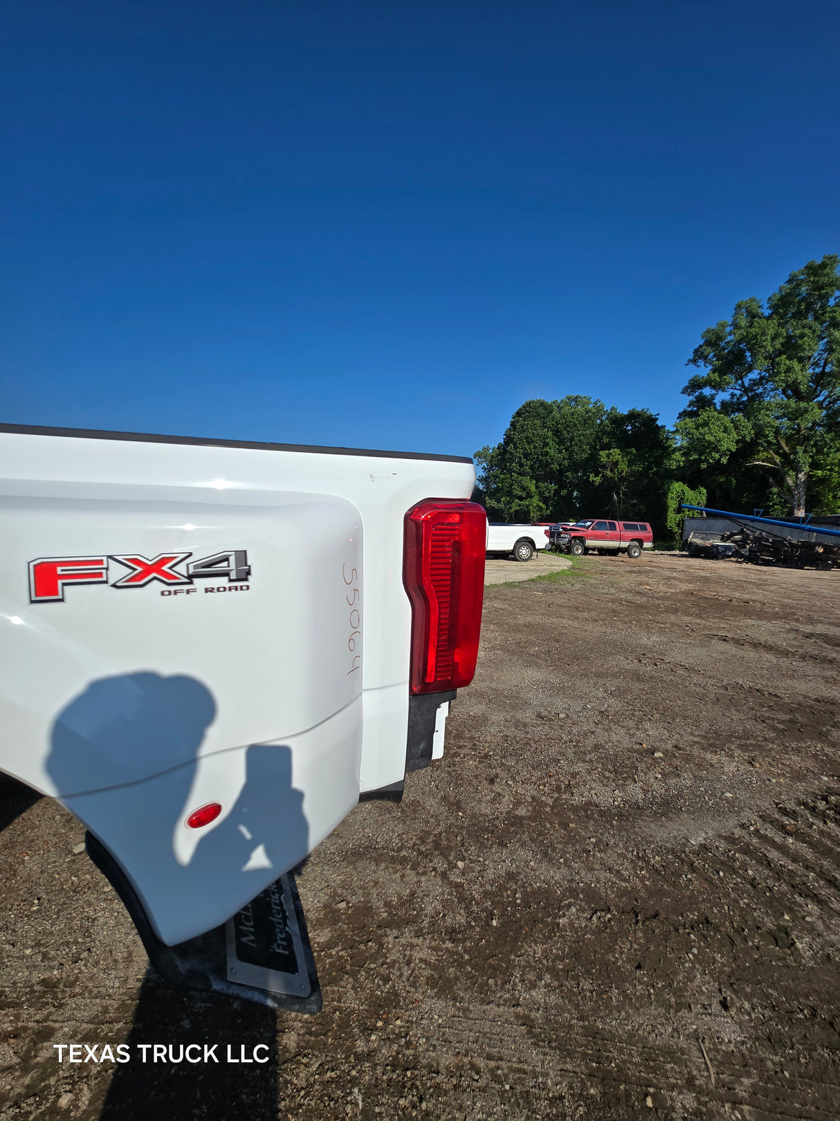 2023-2025 Ford Super Duty F350 F450 F550 8' Dually Truck Bed - Oxford White