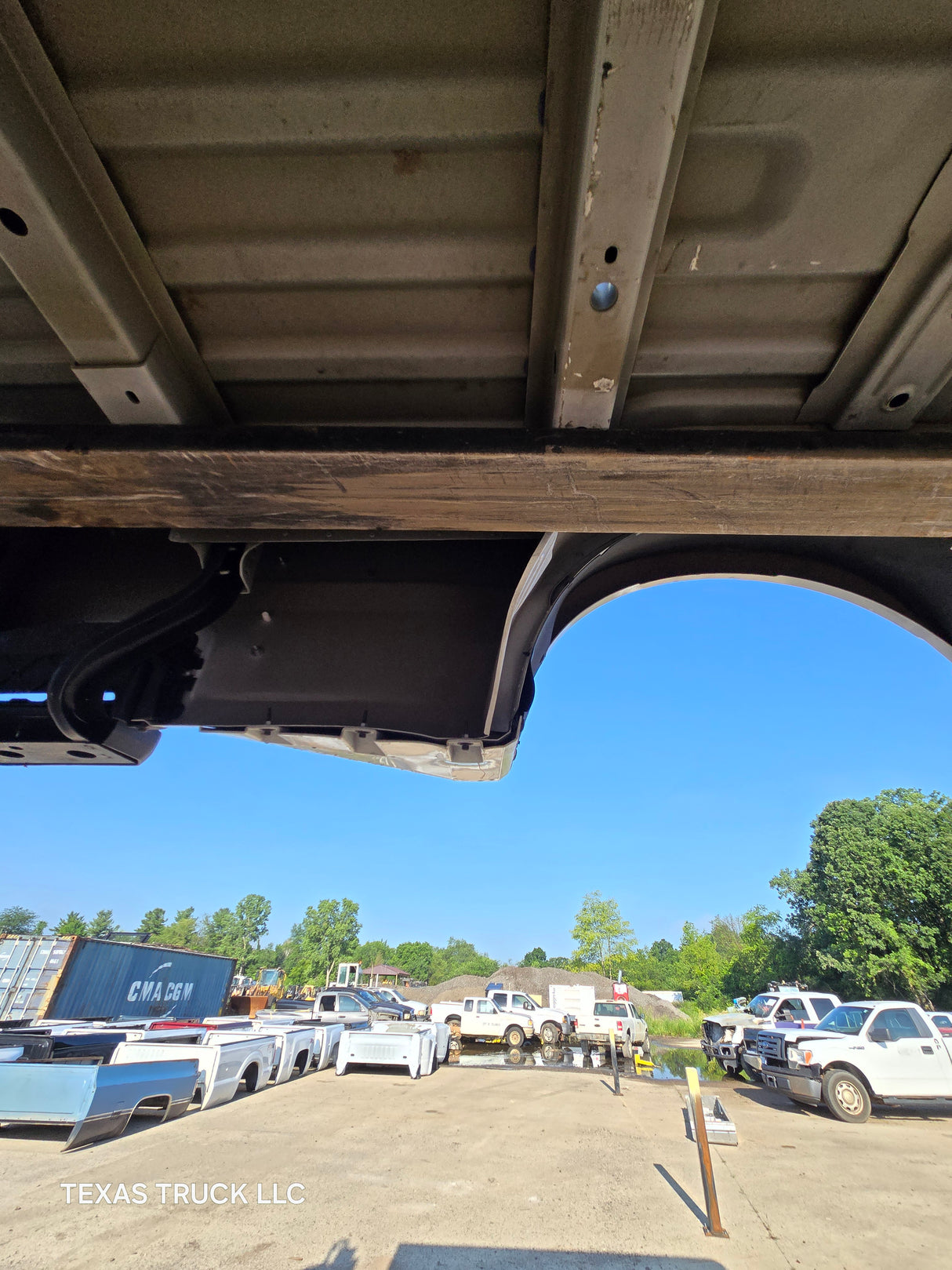 2023-2025 Ford Super Duty F350 F450 F550 8' Dually Truck Bed - Oxford White