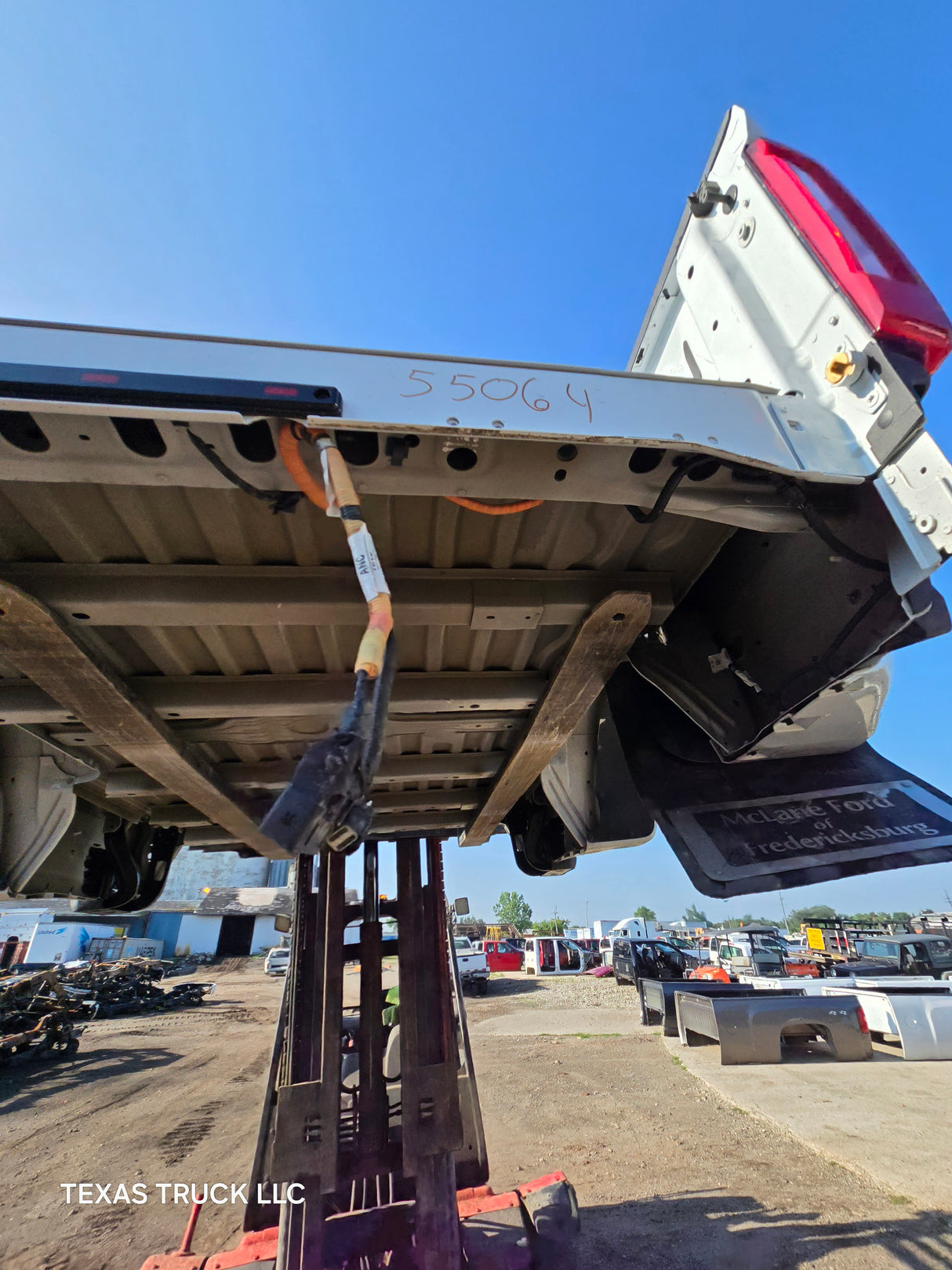 2023-2025 Ford Super Duty F350 F450 F550 8' Dually Truck Bed - Oxford White