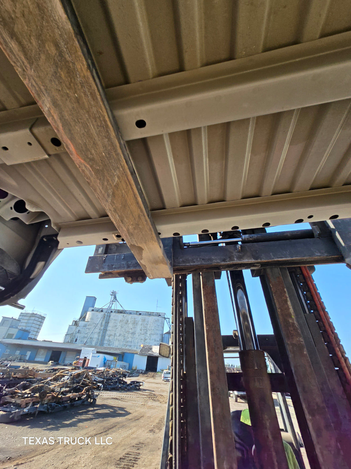 2023-2025 Ford Super Duty F350 F450 F550 8' Dually Truck Bed - Oxford White