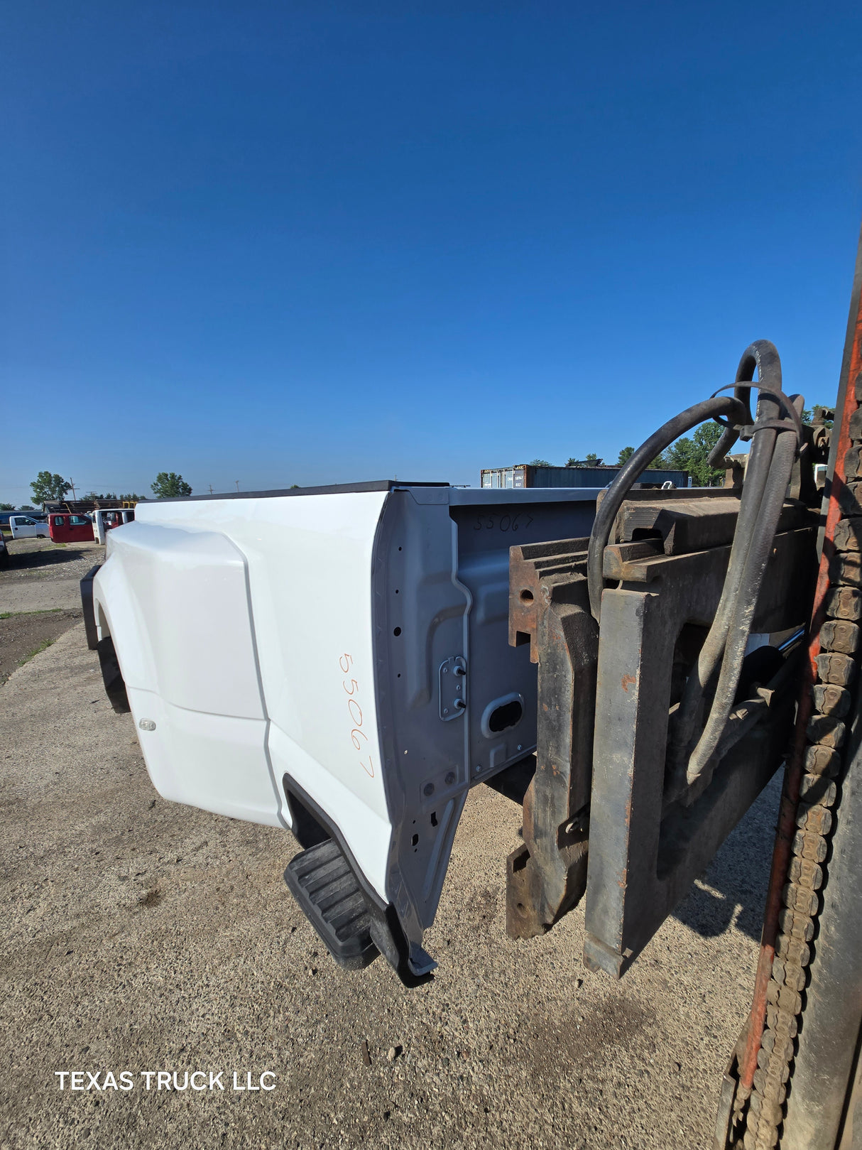 2023-2025 Ford Super Duty F350 F450 F550 8' Dually Truck Bed - Oxford White